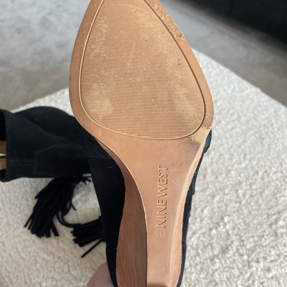 Black Suede Wedge boots with tassel detail - Picture 3 of 4